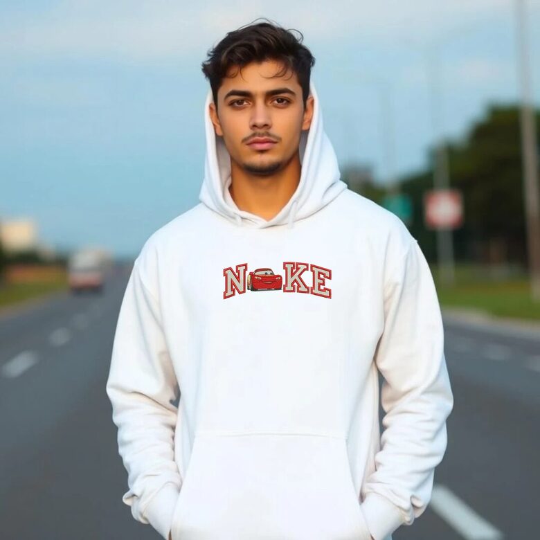 "N-KE" Pildīti burti MAKVĪNS